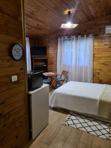 Postel nebo postele na pokoji v ubytování KAZBONZAMIS