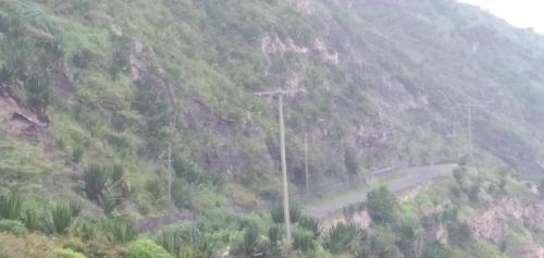 a mountain with a road on the side of it at Ciza e Rose in Portela