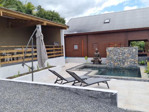 Gallery image of Chalet LE FANAL chez R'marine439 locations saisonnières in Sainte-Rose