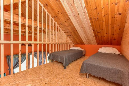 Φωτογραφία από το άλμπουμ του Spacious Loft in the Nature σε Moletai
