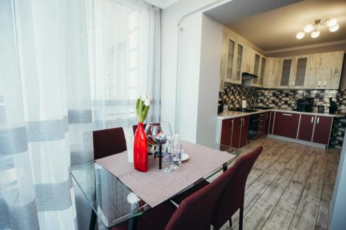 Kuchyň nebo kuchyňský kout v ubytování Atlant apartments