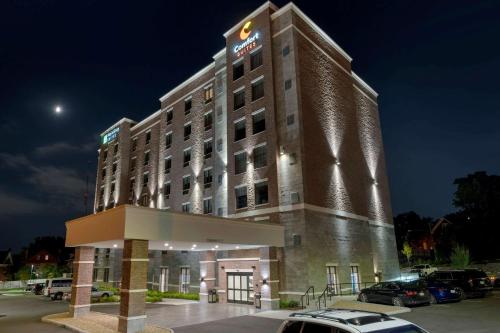 Bangunan di mana terletaknya hotel