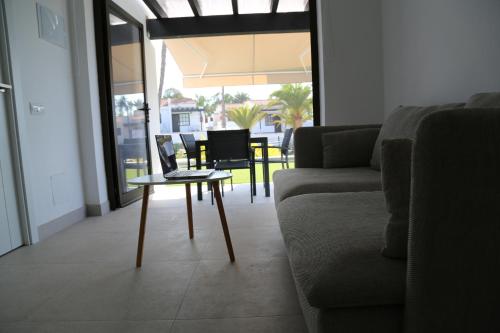 Precioso Bungalow en complejo privado con piscina