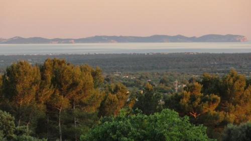 Φυσικό τοπίο κοντά σε αυτή η εξοχική κατοικία