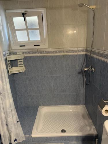 Bathroom sa Apartamento en La Gomera, Playa de Santiago, Alajeró