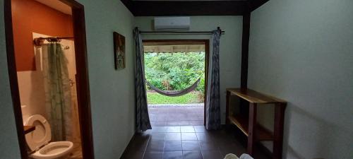 Un baño de Hotel Kambutaleko
