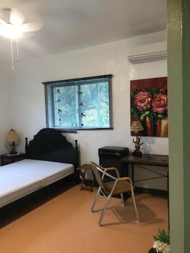 Katil atau katil-katil dalam bilik di beach house Cg7p