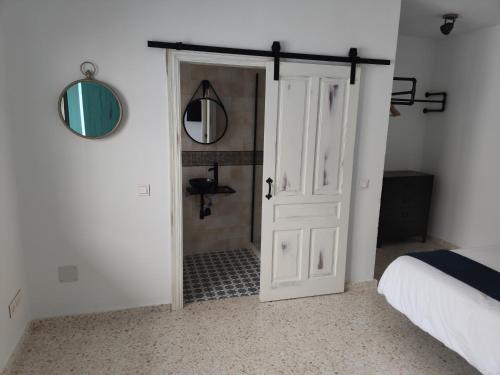 Kép Casa Mixa con decoración estilo industrial szállásáról Mijasban a galériában