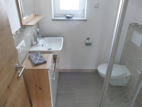 Koupelna v ubytování Ferienwohnung an der Ach