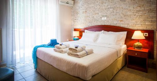 Gallery image of Villa Teresa Luxury Suites in Limenas