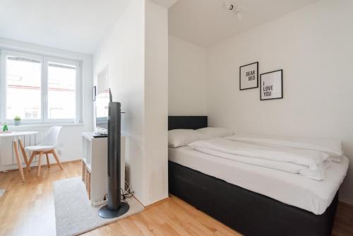 Modern, bright Studio -close to the center in a quiet area