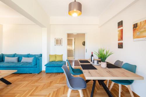 Katsanis luxury apt., stunning view of acropolis