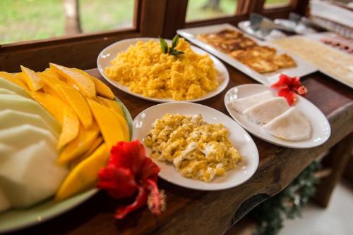 Mad i feriehuset eller i nærheden