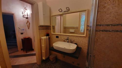 Ένα μπάνιο στο Casa Giulia