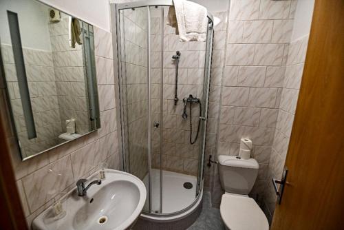 Koupelna v ubytování Aparthotel Faust