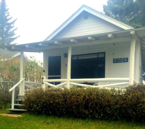 Eagle Harbor- Schoolhouse Cottage – Photos 2