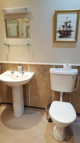 Moorgarth Guesthouse photo 38