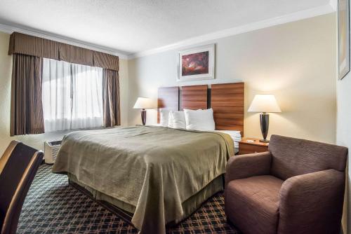 מיטה או מיטות בחדר ב-Quality Inn Rutland