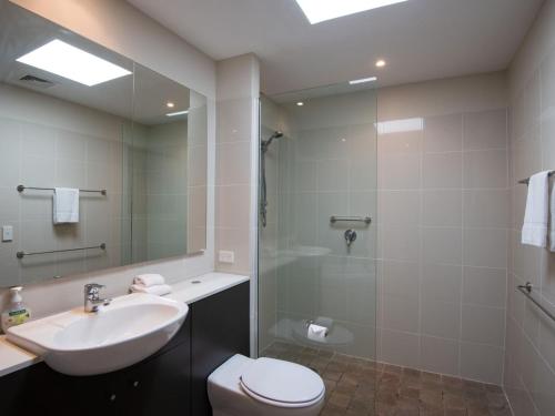 Les Perrieres Lodge tesisinde bir banyo