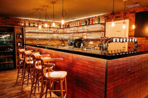 Ο χώρος του lounge ή του μπαρ στο Penzión Flámm