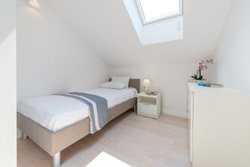 TopDeck Exclusive Apartment