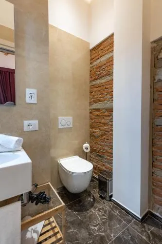 Kairos by Florence Art Apartments photo 24