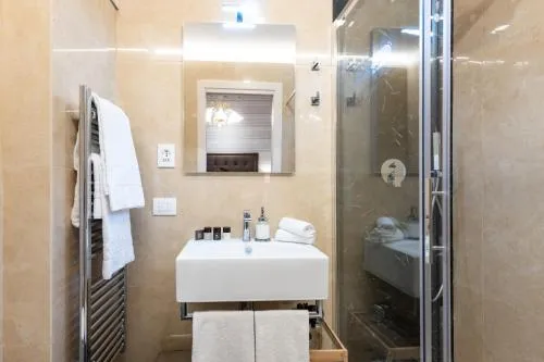 Kairos by Florence Art Apartments photo 37