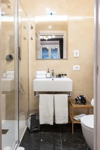 Kairos by Florence Art Apartments photo 36