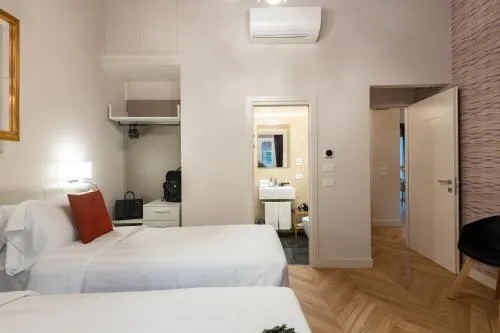Kairos by Florence Art Apartments photo 44