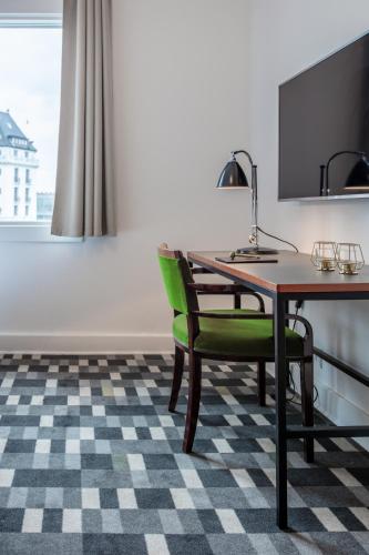 Et tv og/eller underholdning på Hotel Astoria, Best Western Signature Collection