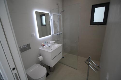 Bathroom sa V2 Alvor Luxury Villa