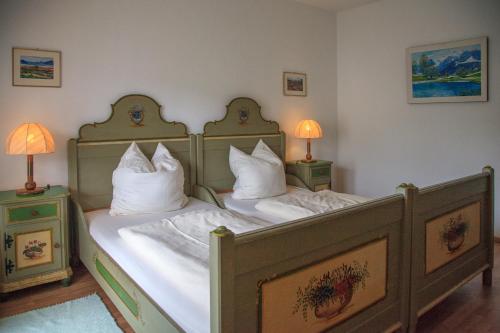 Postel nebo postele na pokoji v ubytování Haus Elisabeth