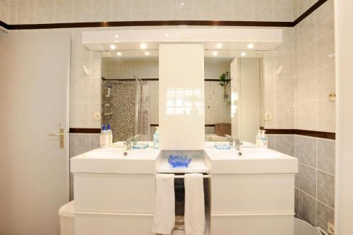 Bathroom sa Pavillon Clara Flor