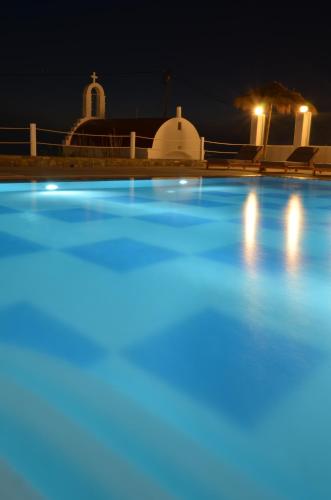 Margie Mykonos Hotel — Swimming pool
