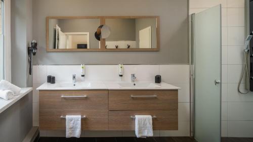 Un baño de BODETALER BASECAMP LODGE - Bergsport- und Naturerlebnishotel