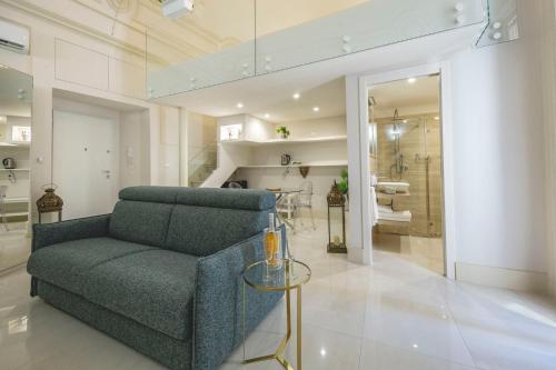 Home dentro il teatro photo 157