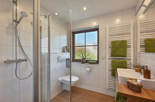 Ένα μπάνιο στο Ferienwohnungen Haus Elisabeth