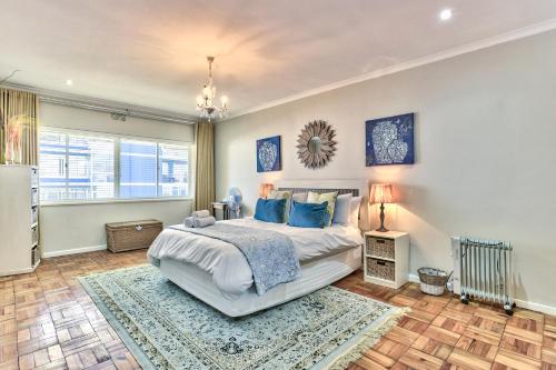 Edward Court 1 Bedroom Garden, Cape Town, South Africa
