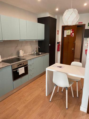 411 Galé Center Apartamento Wi-Fi, estacionamento