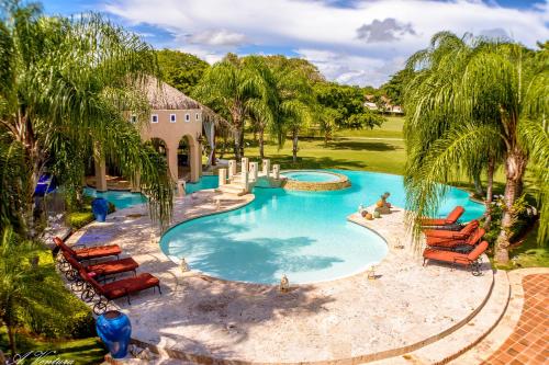 View ng pool sa Casa de Campo Luxury Villas - Private Paradise at La Romana o sa malapit