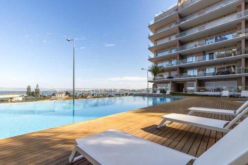 Afbeelding uit fotogalerij van One River Seixal in Seixal