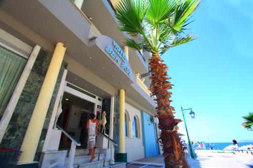 Gallery image of Seaside Hotel in Loutraki