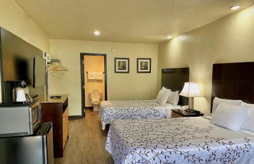 Gallery image of Travelers Inn Elizabeth City in Elizabeth City