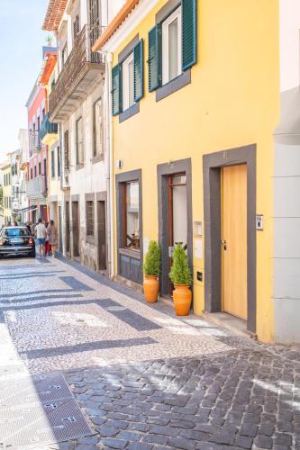 Cayres Suites Carmo