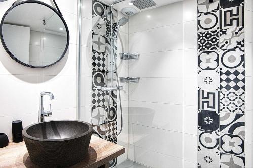 Phòng tắm tại Appartement SAINT CLAIR proche du Port