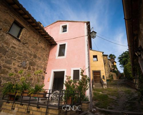 La casetta rosa