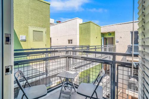 Sixth Avenue Loft #416 – Photos 5