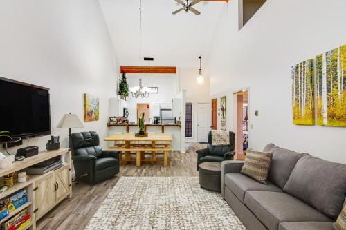 Aspen Tree House 72 – Photos 3