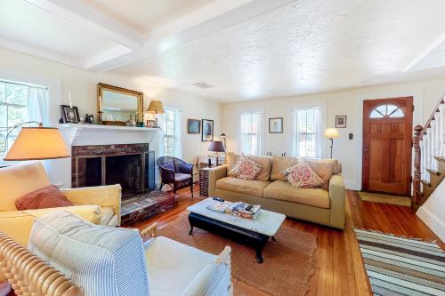 Farmhouse Fantasy – Photos 4