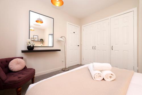 JOIVY Modern 1 bed Flat in West End, close to Princes Gardens photo 26
